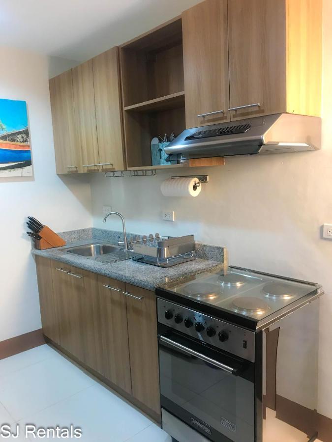 2 Bedroom Condo @ Midpoint Residences W/ City View Mandawe Εξωτερικό φωτογραφία